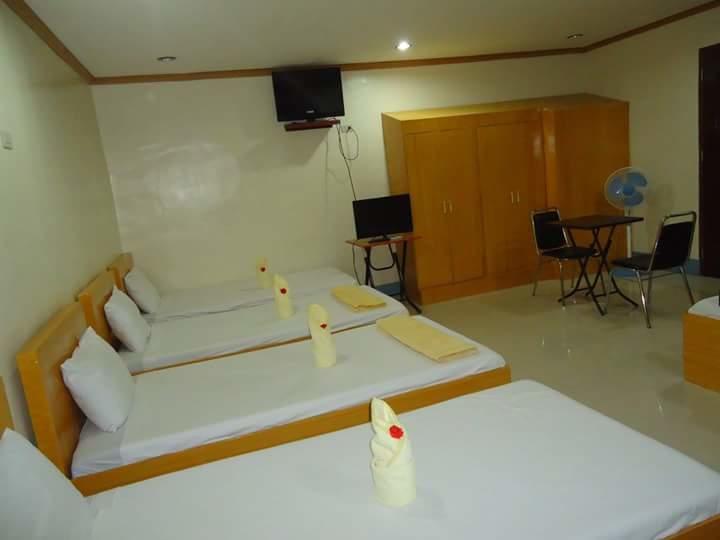 Fanta Lodge Puerto Princesa Esterno foto